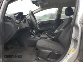 2015 Ford Fiesta SE z VIN 3FADP4EJ2FM200721, wystawiony jako Copart lot #58265735 z przebiegiem Nie podano mil oraz Tytuł czysty. Historia ofert i sprzedaży dostępna na DreamBid. Obrazek 7.