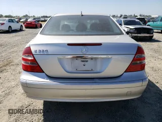 2003 Mercedes-Benz E 320 z VIN WDBUF65J13A168117, wystawiony jako Copart lot #56205235 z przebiegiem Nie podano mil oraz Szkoda całkowita • Salvage title. Historia ofert i sprzedaży dostępna na DreamBid. Obrazek 6.