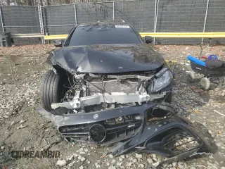 2019 Mercedes-Benz E 63 S AMG with VIN WDDZF8KBXKA552790, listed as a Copart auction lot 82524134 with 73,830 mi miles and Salvage Title. Bid and sale history available at DreamBid. Image 5.
