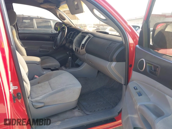 2006 Toyota Tacoma with VIN 5TEUX42NX6Z283853, listed as a IAAI auction lot 41351454 with 310,162 mi miles. Bid and sale history available at carsss.com. Image 5.