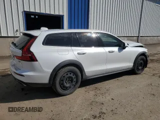 2021 Volvo V60 z VIN YV4102WK3M1065110, wystawiony jako Copart lot #49834295 z przebiegiem 22 964 mil mil oraz Szkoda całkowita • Salvage title. Historia ofert i sprzedaży dostępna na DreamBid. Obrazek 3.