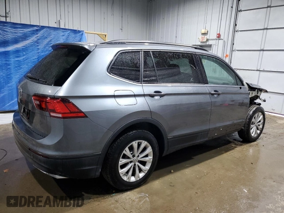 2019 Volkswagen Tiguan S z VIN 3VV0B7AX4KM026679, wystawiony jako Copart lot #49589295 z przebiegiem 80 971 mil mil oraz Szkoda całkowita • Salvage title. Historia ofert i sprzedaży dostępna na DreamBid. Obrazek 3.