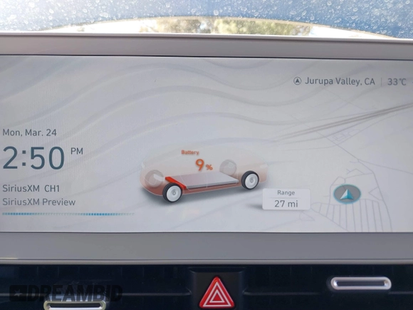 2024 Hyundai Ioniq 5 SE z VIN KM8KM4DE3RU316276, wystawiony jako IAAI lot #41859525 z przebiegiem 17 063 mil mil oraz . Historia ofert i sprzedaży dostępna na DreamBid. Obrazek 18.
