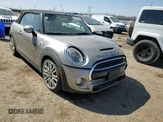 2016 MINI Convertible S with VIN WMWWG9C58G3A91318, listed as a Copart auction lot 46162435 with 30,643 mi miles and Salvage title. Bid and sale history available at DreamBid. Image 11.