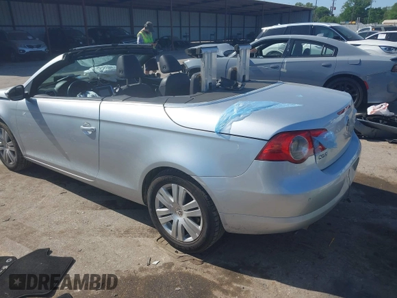 2009 Volkswagen Eos Komfort with VIN WVWBA71F39V020521, listed as a IAAI auction lot 42004648 with 50,885 mi miles and . Bid and sale history available at DreamBid. Image 3.