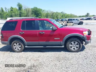 2006 Ford Explorer XLT with VIN 1FMEU73E66UA42910, listed as a IAAI auction lot 41990768 with 176,686 mi miles. Bid and sale history available at carsss.com. Image 13.