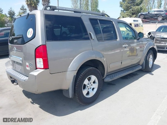 2006 Nissan Pathfinder SE with VIN 5N1AR18UX6C661562, listed as a IAAI auction lot 42061847 with 103,515 mi miles. Bid and sale history available at carsss.com. Image 4.