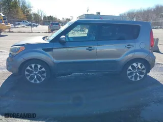 2013 Kia Soul + with VIN KNDJT2A67D7526729, listed as a IAAI auction lot 41678356 with 189,924 mi miles. Bid and sale history available at carsss.com. Image 15.