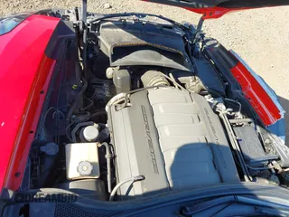 2017 Chevrolet Corvette Z51 1LT z VIN 1G1YH2D71H5115535, wystawiony jako IAAI lot #42235440 z przebiegiem 57 077 mil mil oraz . Historia ofert i sprzedaży dostępna na DreamBid. Obrazek 10.