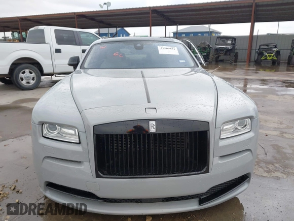 2016 Rolls-Royce Wraith z VIN SCA665C59GUX86162, wystawiony jako IAAI lot #41289481 z przebiegiem 47 566 mil mil oraz . Historia ofert i sprzedaży dostępna na DreamBid. Obrazek 12.