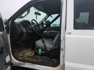 2015 Ford F-250 Lariat z VIN 1FT7W2B61FEC91968, wystawiony jako IAAI lot #42575818 z przebiegiem 171 621 mil mil oraz . Historia ofert i sprzedaży dostępna na DreamBid. Obrazek 6.