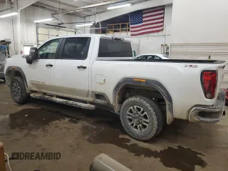 2024 GMC Sierra 3500HD Pro z VIN 1GT49SEY2RF404428, wystawiony jako Copart lot #42213915 z przebiegiem 37 243 mil mil oraz Szkoda całkowita • Salvage title. Historia ofert i sprzedaży dostępna na DreamBid. Obrazek 2.