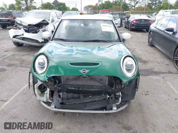 2021 MINI Hardtop Cooper SE with VIN WMWXP3C06M2N26986, listed as a IAAI auction lot 42023528 with 39,068 mi miles and . Bid and sale history available at DreamBid. Image 12.