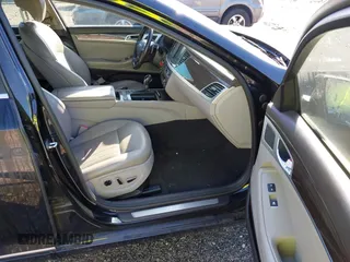 2016 Hyundai Genesis 3.8L z VIN KMHGN4JEXGU133770, wystawiony jako IAAI lot #41995242 z przebiegiem 181 715 mil mil oraz . Historia ofert i sprzedaży dostępna na DreamBid. Obrazek 5.