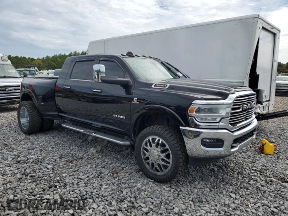 2022 Ram 3500 Laramie with VIN 3C63RRML8NG105102, listed as a Copart auction lot 69057754 with 76,734 mi miles and Clean Title. Bid and sale history available at carsss.com. Image 4.