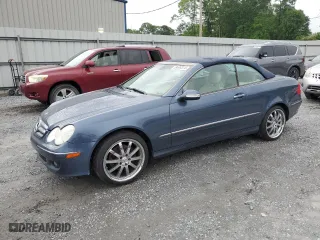 2007 Mercedes-Benz CLK-Class 3.5L with VIN WDBTK56F87T083880, listed as a Copart auction lot 53689374 with 81,596 mi miles and Salvage Title. Bid and sale history available at carsss.com. Image 1.