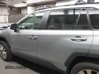 2025 Toyota RAV4 XLE Premium z VIN 2T3A1RFV9SW522259, wystawiony jako IAAI lot #42101238 z przebiegiem 1 479 mil mil oraz . Historia ofert i sprzedaży dostępna na DreamBid. Obrazek 14.