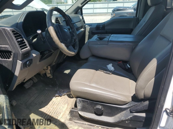 2021 Ford F-350 z VIN 1FDRF3G68MED59862, wystawiony jako Copart lot #61839205 z przebiegiem 55 276 mil mil oraz Szkoda całkowita • Salvage title. Historia ofert i sprzedaży dostępna na DreamBid. Obrazek 7.