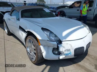 2007 Pontiac Solstice z VIN 1G2MB35B97Y141396, wystawiony jako IAAI lot #42443705 z przebiegiem 118 933 mil mil oraz . Historia ofert i sprzedaży dostępna na DreamBid. Obrazek 1.
