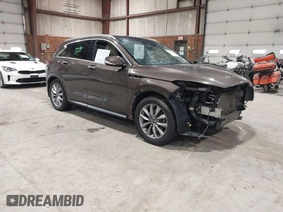 2019 Infiniti QX50 Luxe with VIN 3PCAJ5M36KF134096, listed as a IAAI auction lot 41851337 with 77,647 mi miles and . Bid and sale history available at DreamBid. Image 1.