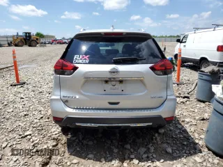 2017 Nissan Rogue SV with VIN KNMAT2MV7HP618108, listed as a Copart auction lot 61902555 with 89,737 mi miles and Clean title. Bid and sale history available at DreamBid. Image 6.