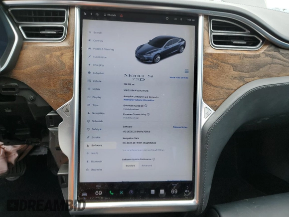 2018 Tesla Model S 75D with VIN 5YJSA1E23JF247215, listed as a Copart auction lot 52550135 with 118,216 mi miles and Salvage Title. Bid and sale history available at DreamBid. Image 9.