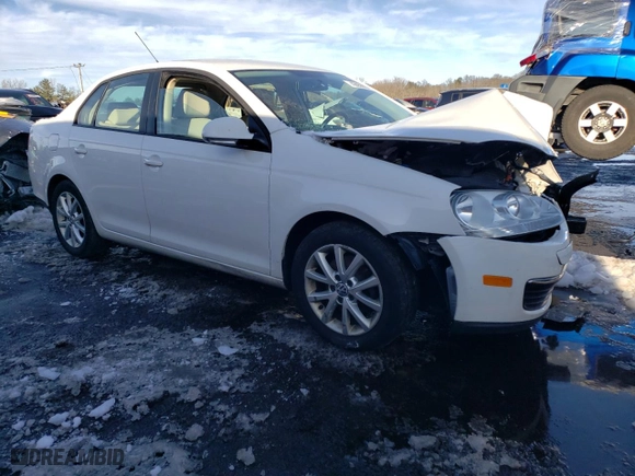 2010 Volkswagen Jetta Sedan Limited with VIN 3VWAX7AJ3AM074895, listed as a Copart auction lot 43056055 with 137,524 mi miles and Salvage Title. Bid and sale history available at carsss.com. Image 4.