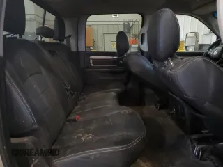 2018 Ram 3500 SLT with VIN 3C63R3HL6JG423138, listed as a Copart auction lot 43738355 with 171,592 mi miles and Salvage Title. Bid and sale history available at carsss.com. Image 10.