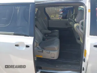 2011 Toyota Sienna XLE with VIN 5TDDK3DC4BS013416, listed as a IAAI auction lot 41933299 with 170,479 mi miles and . Bid and sale history available at DreamBid. Image 8.