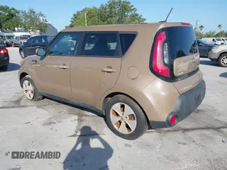 2014 Kia Soul with VIN KNDJN2A28E7024868, listed as a IAAI auction lot 42106273 with 115,805 mi miles and . Bid and sale history available at DreamBid. Image 3.