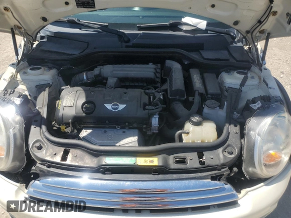 2011 MINI Hardtop with VIN WMWSU3C58BT182034, listed as a Copart auction lot 57964385 with 95,072 mi miles and Clean title. Bid and sale history available at DreamBid. Image 11.