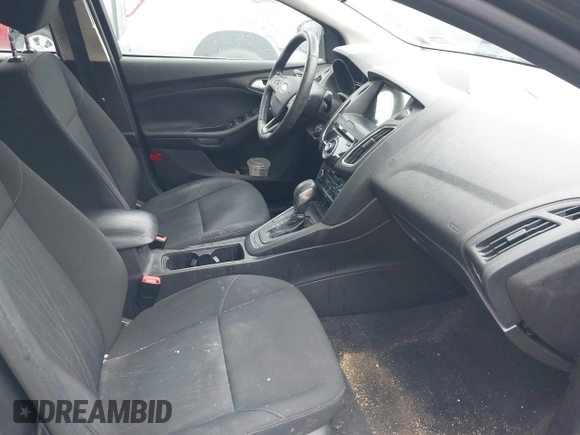 2017 Ford Focus SEL with VIN 1FADP3H28HL297474, listed as a IAAI auction lot 41738873 with 39,677 mi miles. Bid and sale history available at carsss.com. Image 5.