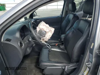 2016 Jeep Compass Sport z VIN 1C4NJDBB2GD798836, wystawiony jako Copart lot #58796535 z przebiegiem 67 195 mil mil oraz Szkoda całkowita • Salvage title. Historia ofert i sprzedaży dostępna na DreamBid. Obrazek 7.