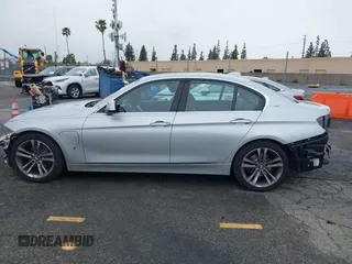 2017 BMW 3 Series 330e iPerformance with VIN WBA8E1C59HK480327, listed as a IAAI auction lot 41809395 with 74,919 mi miles. Bid and sale history available at carsss.com. Image 15.
