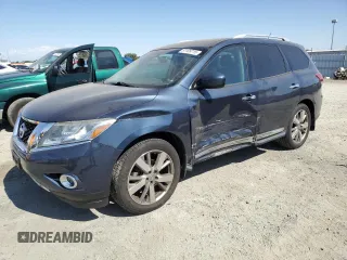 2015 Nissan Pathfinder Platinum with VIN 5N1AR2MM4FC723355, listed as a Copart auction lot 61109715 with 124,360 mi miles and Salvage title. Bid and sale history available at DreamBid. Image 1.