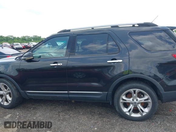 2011 Ford Explorer Limited z VIN 1FMHK8F89BGA49986, wystawiony jako IAAI lot #42450183 z przebiegiem 259 000 mil mil oraz . Historia ofert i sprzedaży dostępna na DreamBid. Obrazek 14.