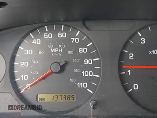 2001 Nissan Frontier XE с VIN 1N6DD26S01C392257, выставлен на аукционе IAAI как лот 41699887 с пробегом 137 385 миль миль и . История ставок и продаж доступна на DreamBid. Изображение 15.