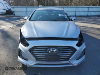 2018 Hyundai Sonata Hybrid SE with VIN KMHE24L31JA082504, listed as a Copart auction lot 88340645 with 91,148 mi miles and Salvage Title. Bid and sale history available at carsss.com. Image 5.
