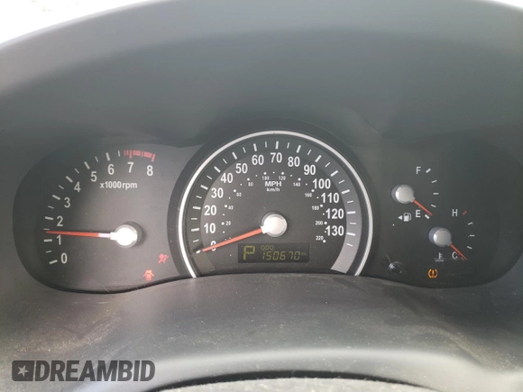 2014 Kia Sedona LX with VIN KNDMG4C72E6564721, listed as a Copart auction lot 41828055 with 150,670 mi miles and Salvage Title. Bid and sale history available at carsss.com. Image 9.