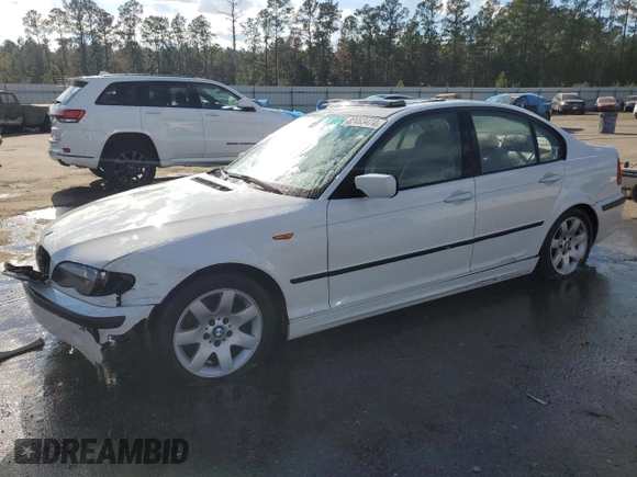 2003 BMW 3 Series 325i with VIN WBAEV334X3KL82454, listed as a Copart auction lot 82463474 with 180,919 mi miles and Salvage Title. Bid and sale history available at carsss.com. Image 1.