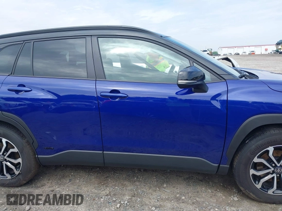 2024 Toyota Corolla Cross Hybrid S with VIN 7MUFBABG2RV042934, listed as a IAAI auction lot 42098911 with 7,613 mi miles and . Bid and sale history available at DreamBid. Image 13.