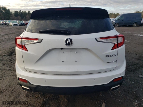 2024 Acura RDX w/Technology Package with VIN 5J8TC2H54RL022368, listed as a Copart auction lot 84023904 with 6,479 mi miles and Salvage Title. Bid and sale history available at carsss.com. Image 6.