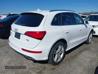 2014 Audi Q5 Premium Plus z VIN WA1DGAFP3EA062706, wystawiony jako IAAI lot #41579534 z przebiegiem 121 055 mil mil oraz . Historia ofert i sprzedaży dostępna na DreamBid. Obrazek 4.