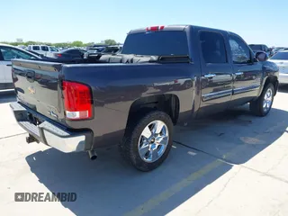 2010 Chevrolet Silverado 1500 LT with VIN 3GCRCSE08AG147831, listed as a IAAI auction lot 41974910 with 133,315 mi miles and . Bid and sale history available at DreamBid. Image 4.