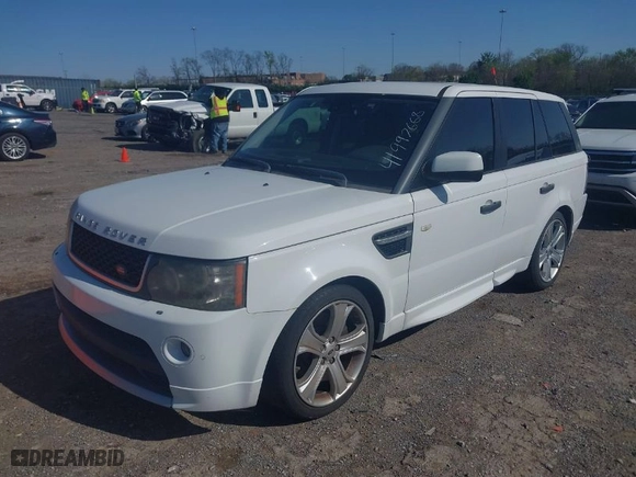 2011 Land Rover Range Rover Sport HSE with VIN SALSF2D45BA260707, listed as a IAAI auction lot 41997668 with 183,512 mi miles. Bid and sale history available at carsss.com. Image 2.