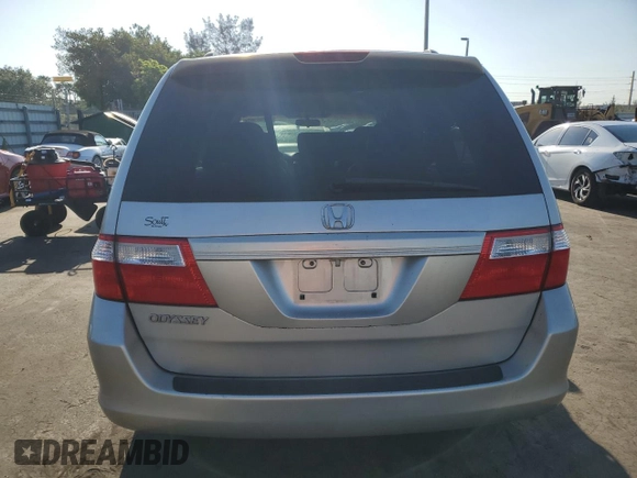 2007 Honda Odyssey EX-L z VIN 5FNRL38697B039741, wystawiony jako Copart lot #56868365 z przebiegiem 135 742 mil mil oraz Czysty tytuł • Clean title. Historia ofert i sprzedaży dostępna na DreamBid. Obrazek 6.