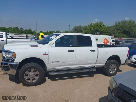 2024 Ram 2500 Lone Star with VIN 3C6UR5DL0RG296257, listed as a IAAI auction lot 42046580 with 21,856 mi miles. Bid and sale history available at carsss.com. Image 15.