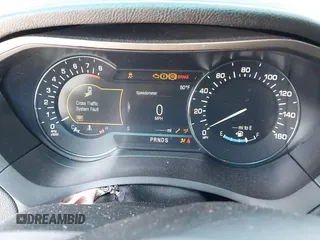 2019 Lincoln MKZ Reserve with VIN 3LN6L5EC8KR629330, listed as a IAAI auction lot 42322134 with Not provided miles and . Bid and sale history available at DreamBid. Image 7.