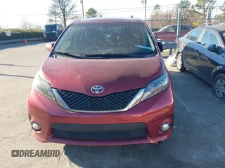 2016 Toyota Sienna SE с VIN 5TDXK3DC8GS716764, выставлен на аукционе IAAI как лот 41278353 с пробегом 174 495 миль миль и . История ставок и продаж доступна на DreamBid. Изображение 12.