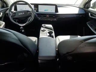 2024 Kia EV6 Wind with VIN KNDC34LA4R5205661, listed as a Copart auction lot 54445665 with 36,594 mi miles and Clean Title. Bid and sale history available at DreamBid. Image 8.